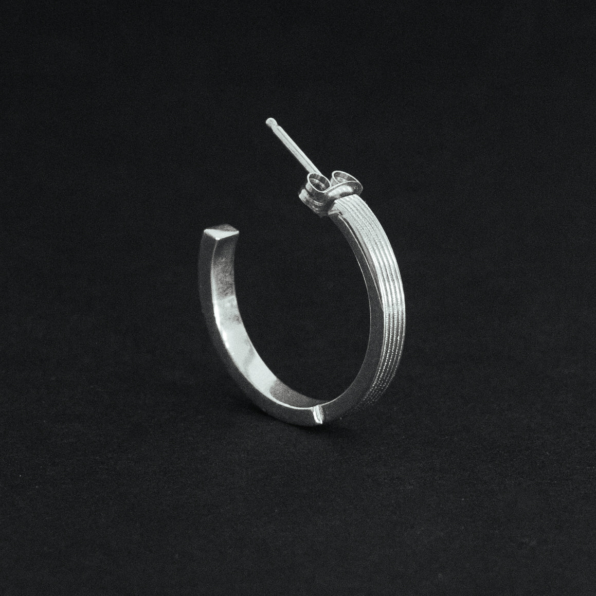 Offset Fluted Hoops