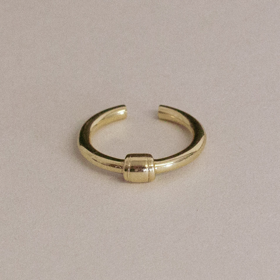 Curved T-Bar Ring